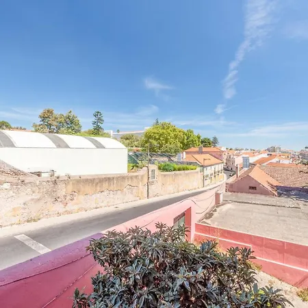 Guestready - Vibrant Soul In The Heart Of Belem Апартаменти *